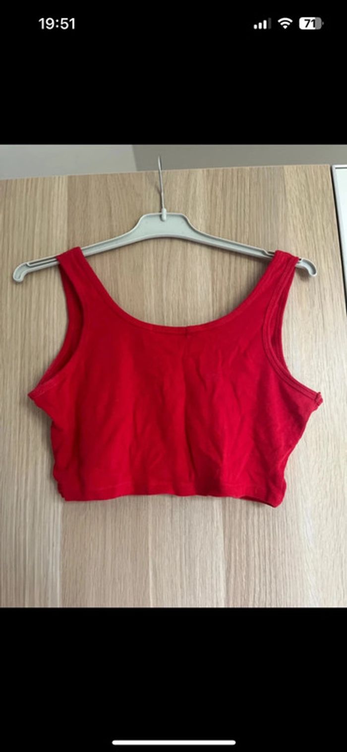 Crop top rouge - photo numéro 2