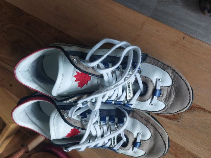 paire de baskets Disquared2, bon état, taille 41.5