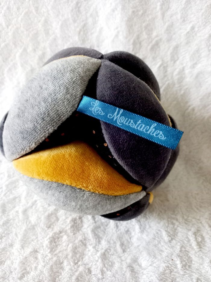 Balle sensorielle Moulin Roty