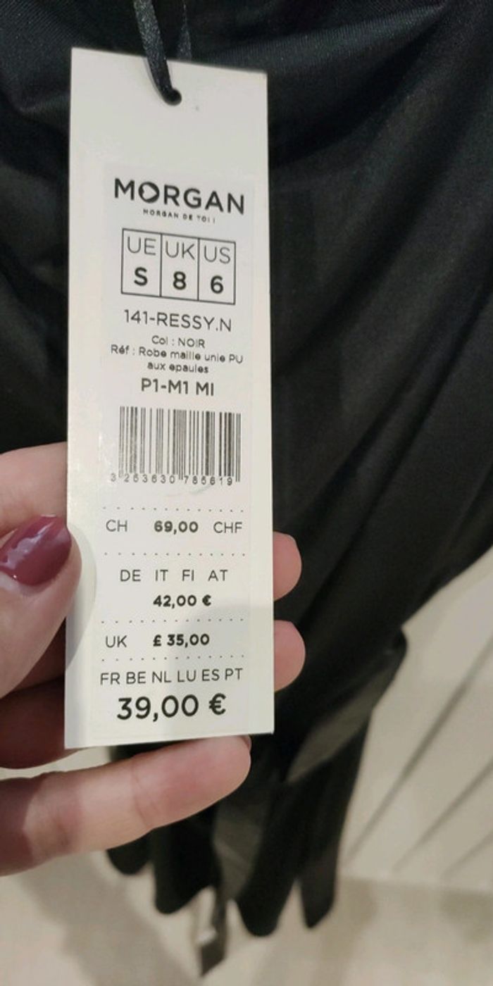 Robe Morgan - photo numéro 3