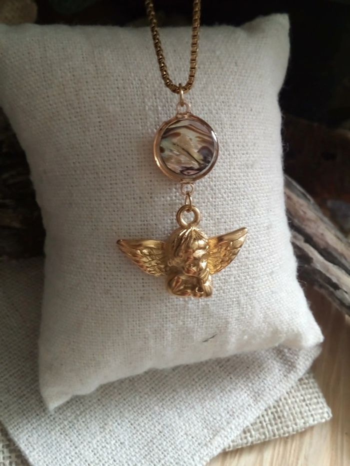 Collier pendentif ange et connecteur en ormeaux + carte - photo numéro 4