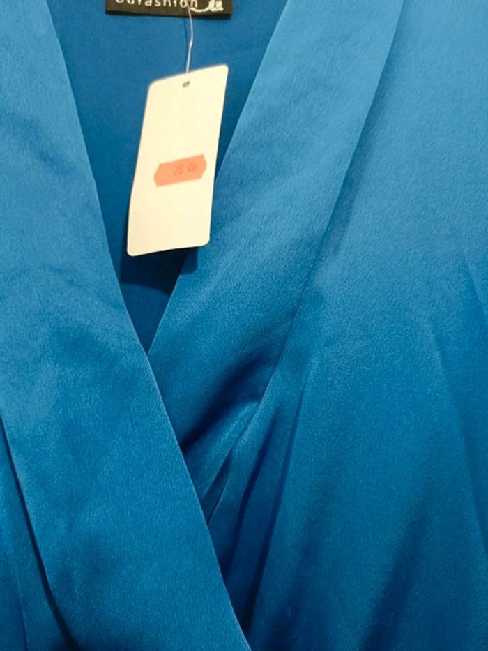 Robe longue satiné Bleu roi - photo numéro 3