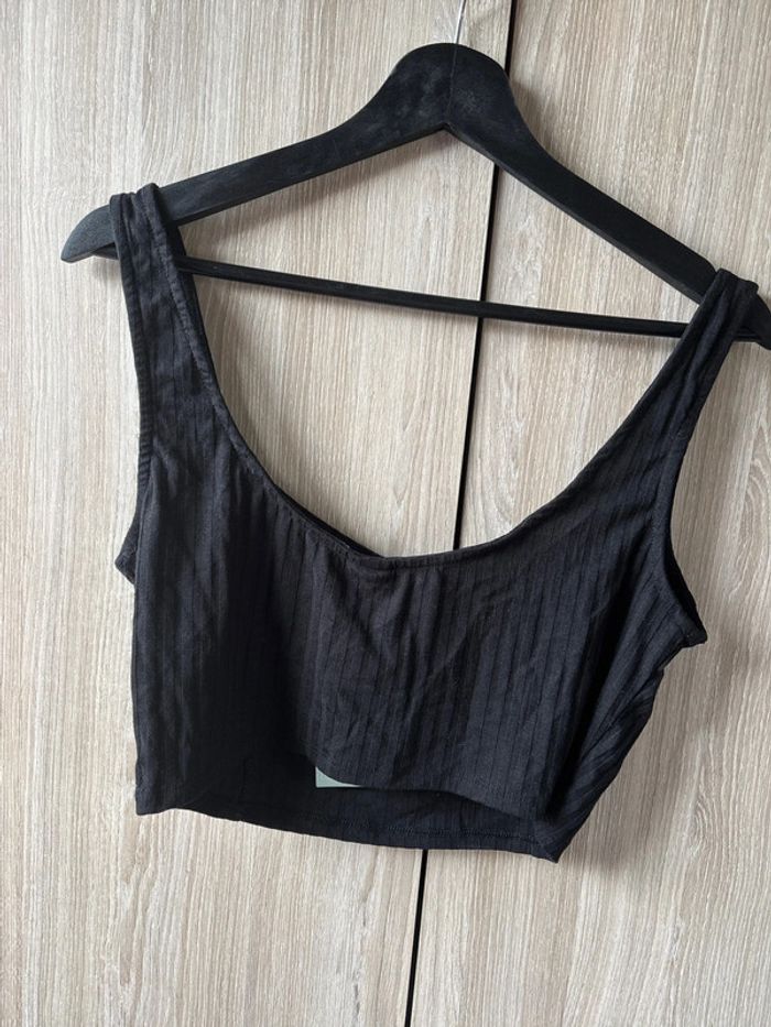 Débardeur crop top noir H&M - photo numéro 5