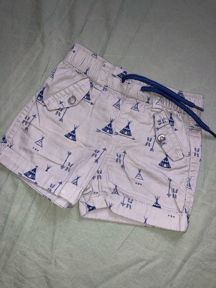 Short 3 mois - photo numéro 2