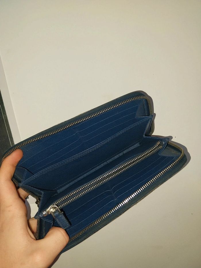 Portefeuille /porte-monnaie Prada bleu marine tâches - photo numéro 7