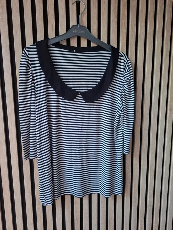 Blouse manches 3/4 marinière rayée noire et blanche T 46/48