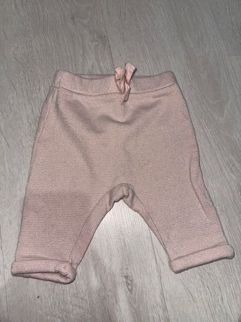 Jogging rose avec paillette 3 mois Kiabi 
