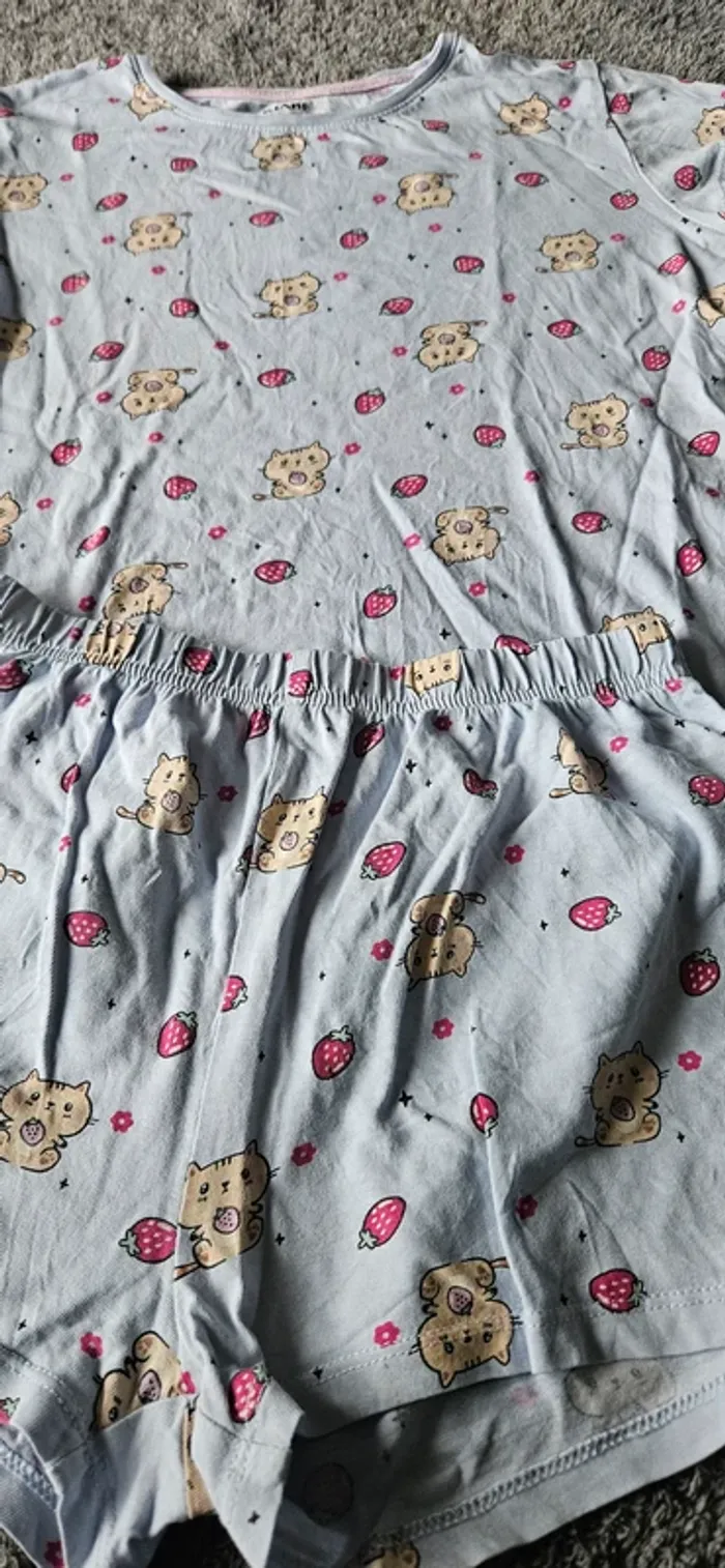 Ensemble pyjama 12 ans - photo numéro 2