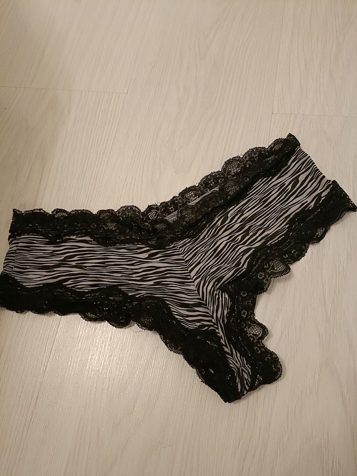 Culotte zébrée d'occasion - photo numéro 2