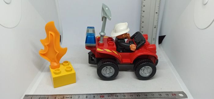 Véhicule quad de pompier lego duplo avec feu - photo numéro 3