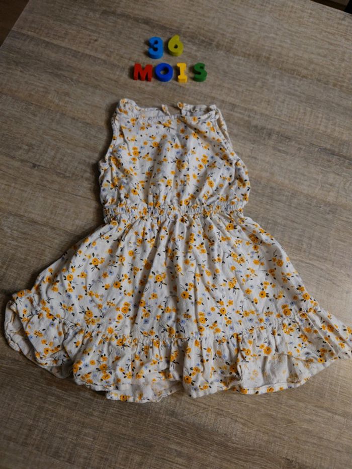 Robe fleurie - 3 ans