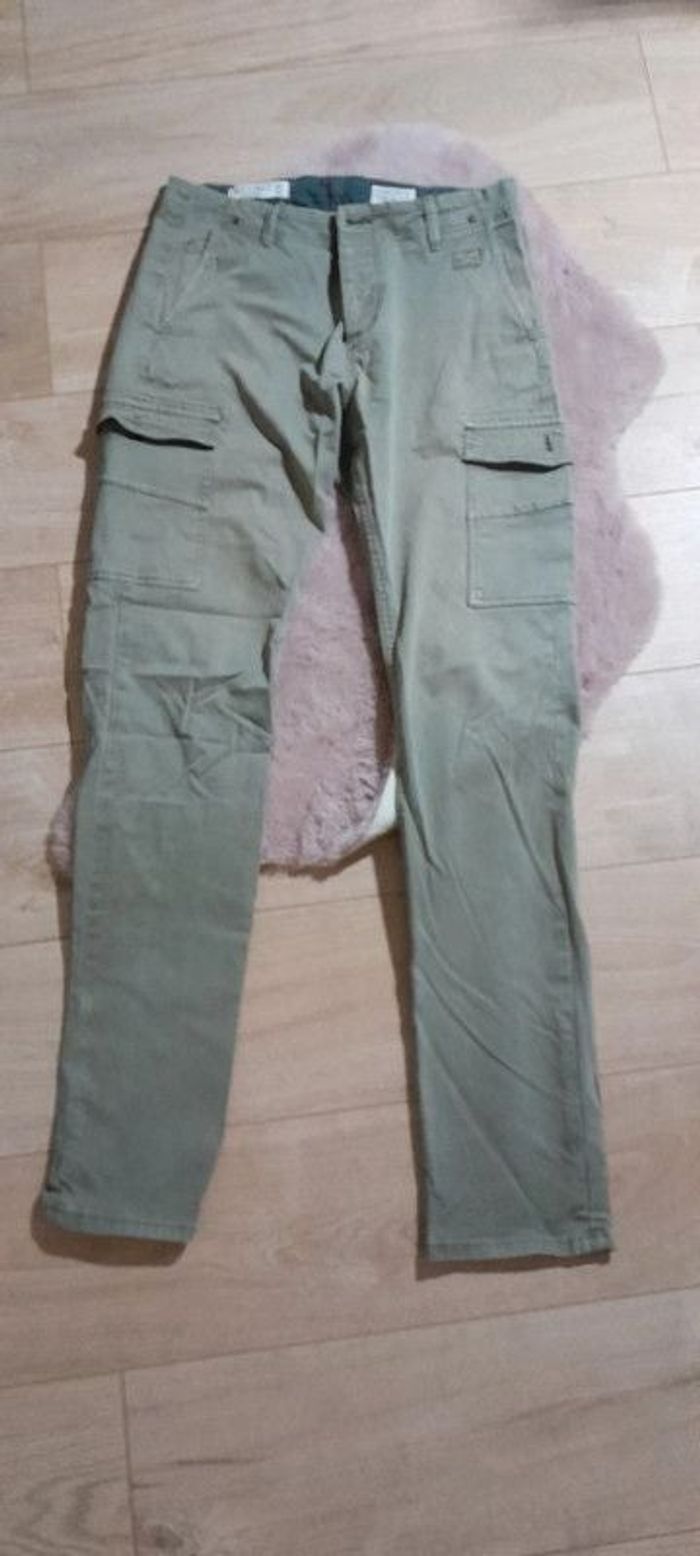 Pantalon cargo neuf kaki taille 40 (30/32) Bonobo