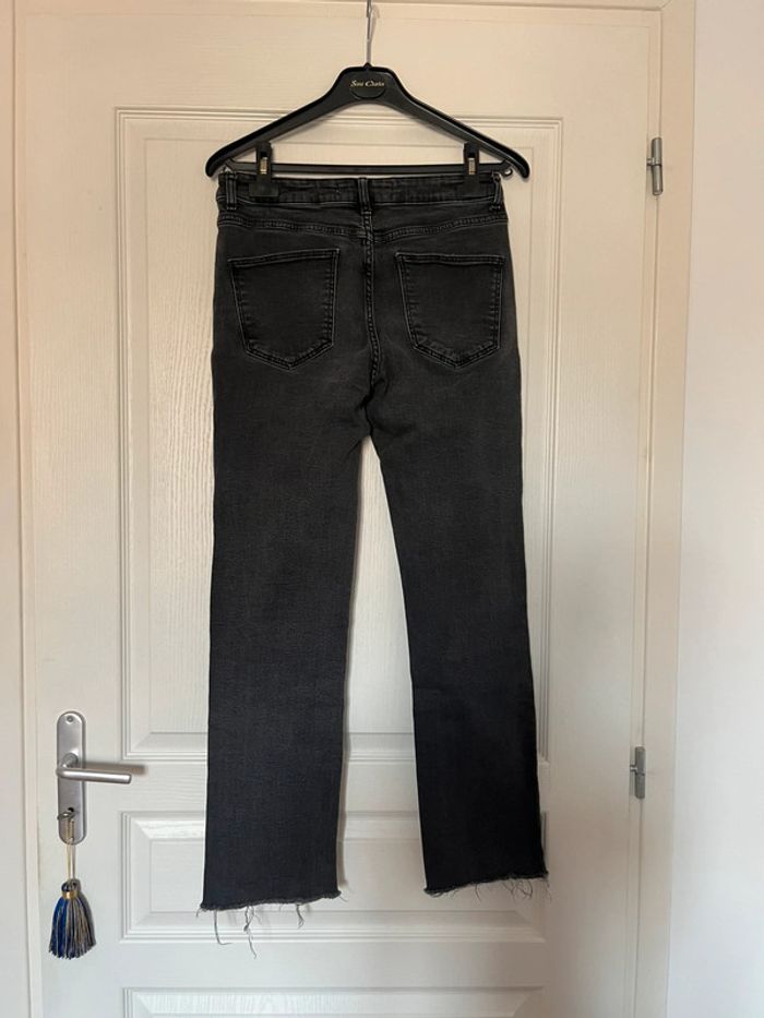 Jean noir Monoprix taille 38 – coupe droite, effet délavé - photo numéro 6
