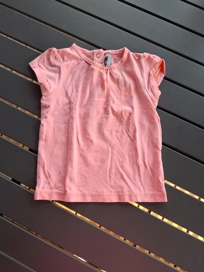 Tee shirt rose