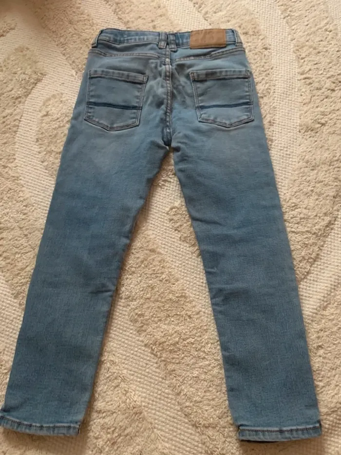 Jean bleu clair – Zara – Taille 4-5 ans (110 cm) - photo numéro 2