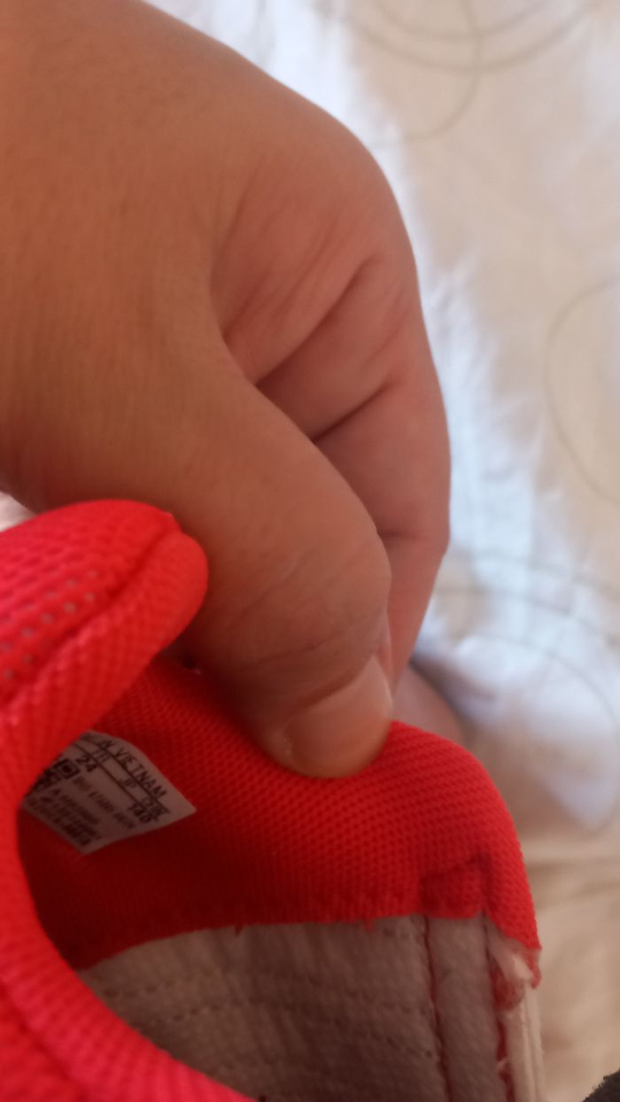 Adidas neuves taille 24 - photo numéro 7