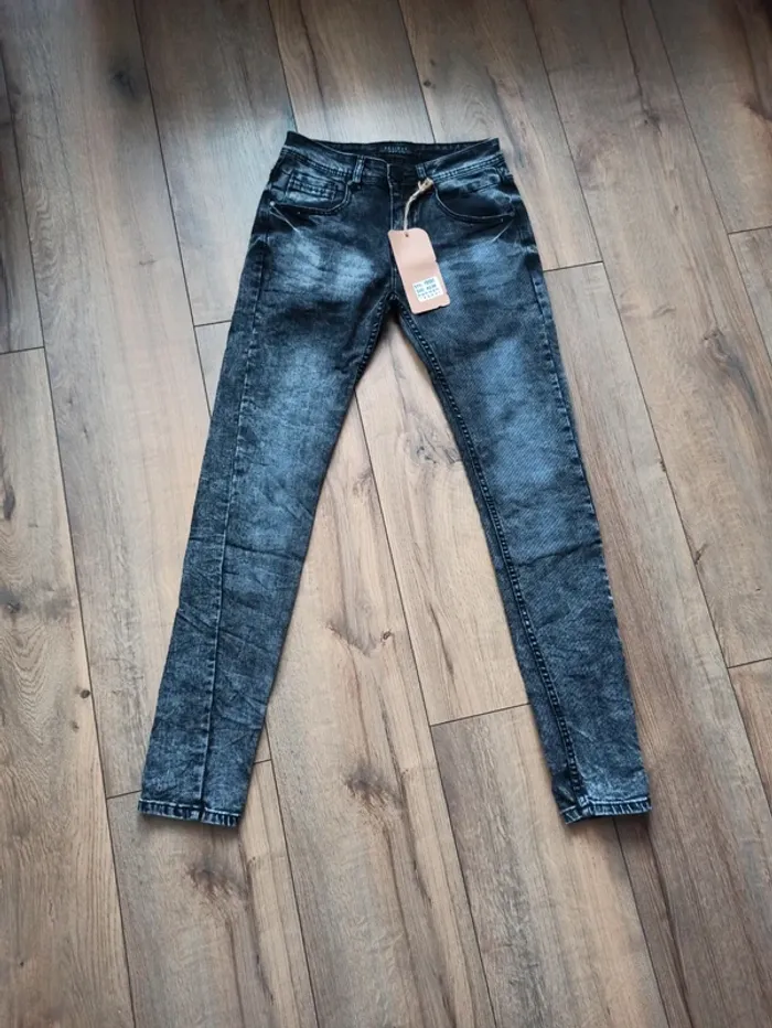Jeans slim gris foncé homme 28US