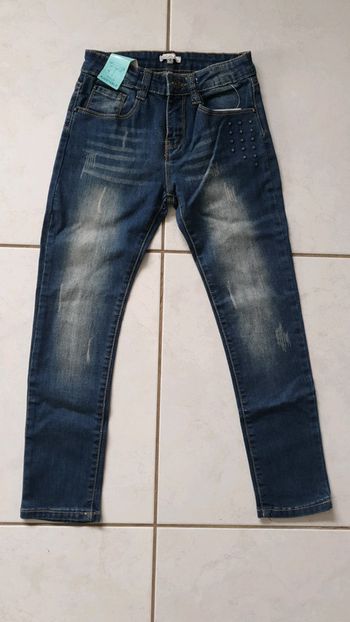 Jean fille 8 ans neuf CHLA2