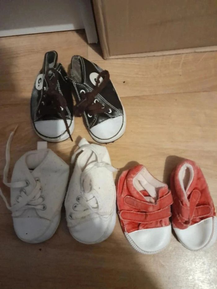 Lot chaussure bebe