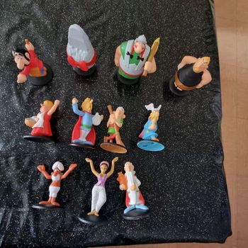 lot  figurines ASTERIX