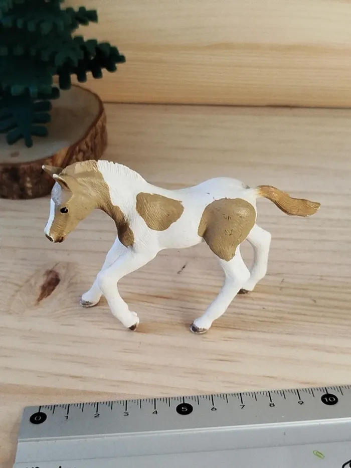 Schleich Pouliche blanche et beige figurine animal équipé - photo numéro 4