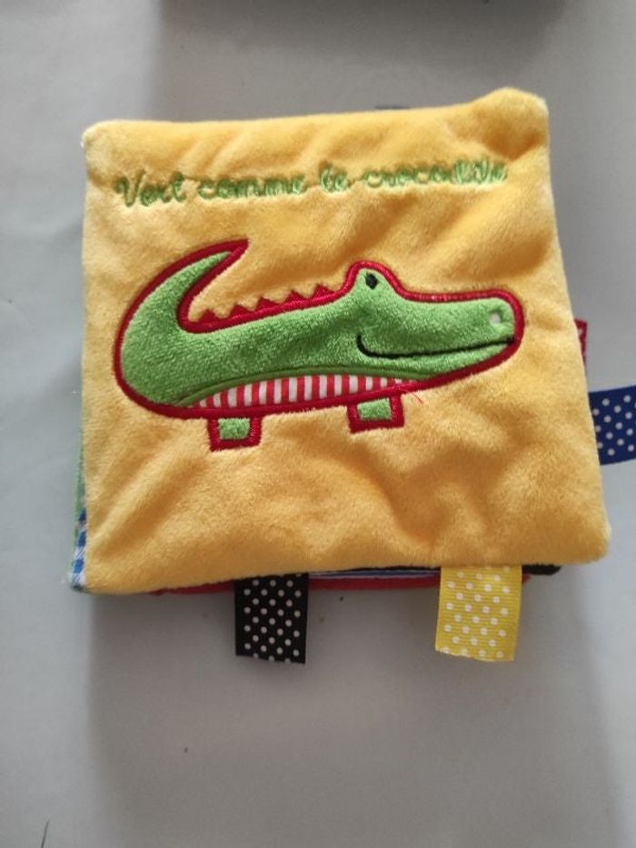 Livre bébé sensoriel