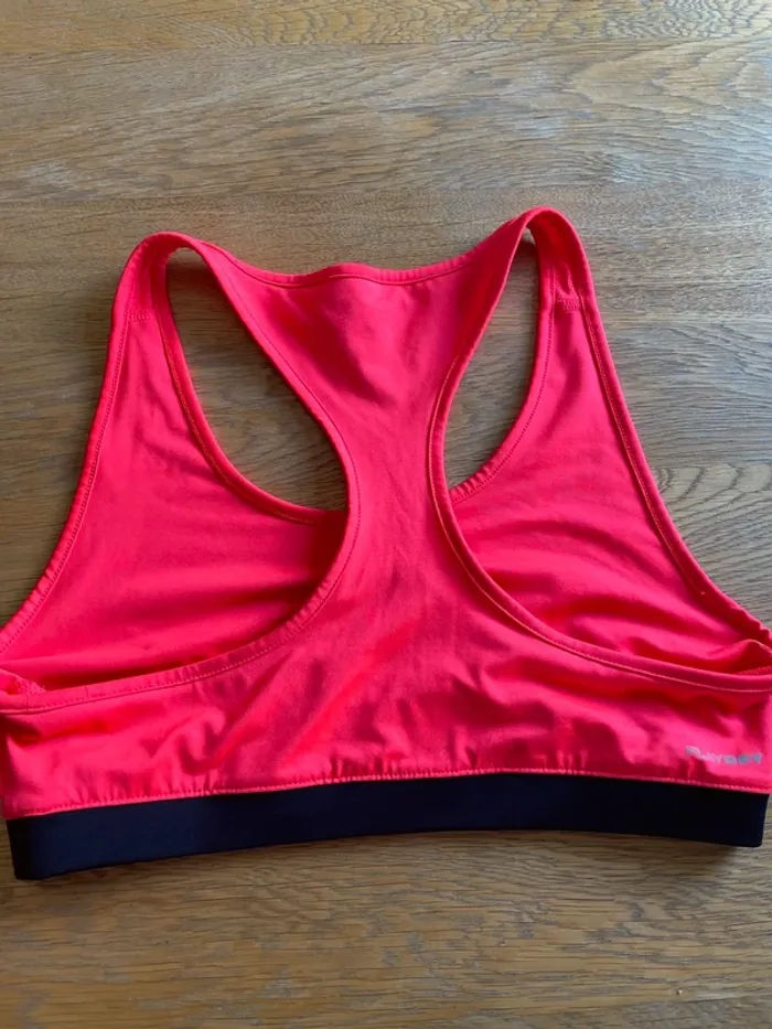 Brassière Reebook taille M - photo numéro 3
