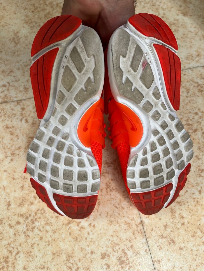 Nike air 37 orange en très bon état - photo numéro 4