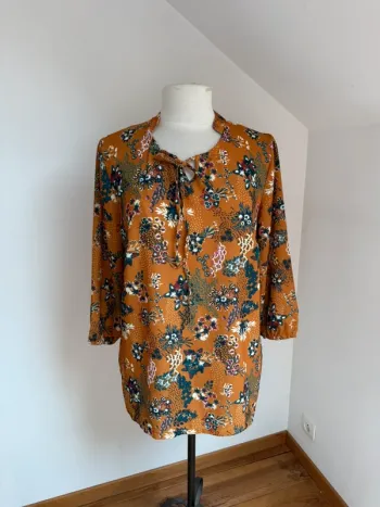 Superbe blouse fluide neuve Afibel fleurie 🌸 44