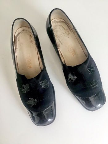 Mocassins vernis noirs P 36