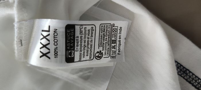 T-shirt manches courtes marque U collection taille XXXL/3XL couleur blanc à motif pour homme - photo numéro 4