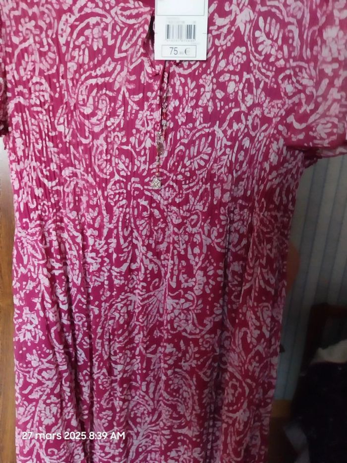 Robe plissée - taille 46 - Armand Thiery (pivoine) - photo numéro 4
