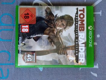 Jeu Tomb raider Xbox one (Définitive édition)