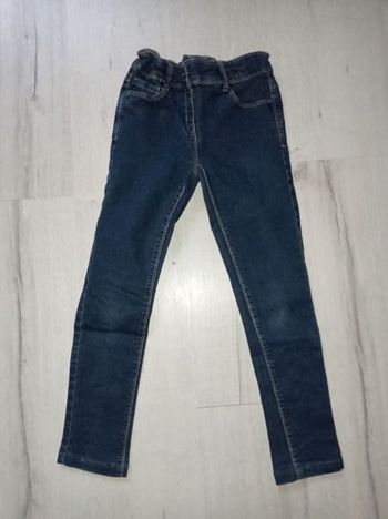 Jean marque Kiabi taille 9 ans