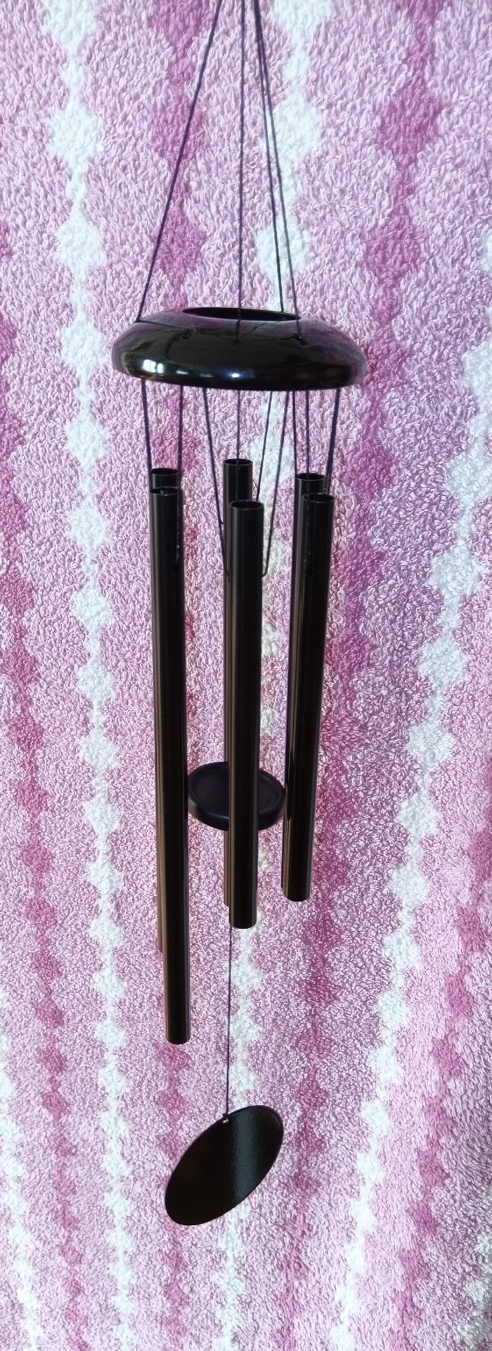 Carillon a vent noir en métal