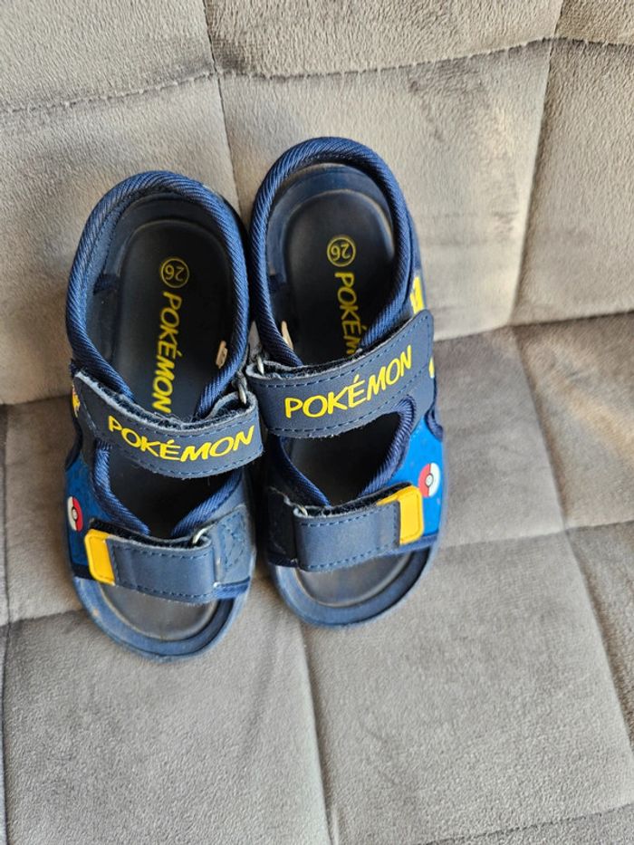 Sandale pokemon - photo numéro 3