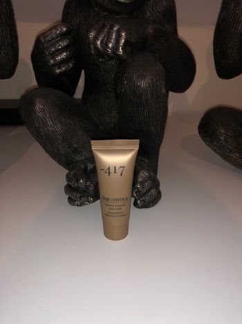 Masque visage purifiant et raffermissant à la boue