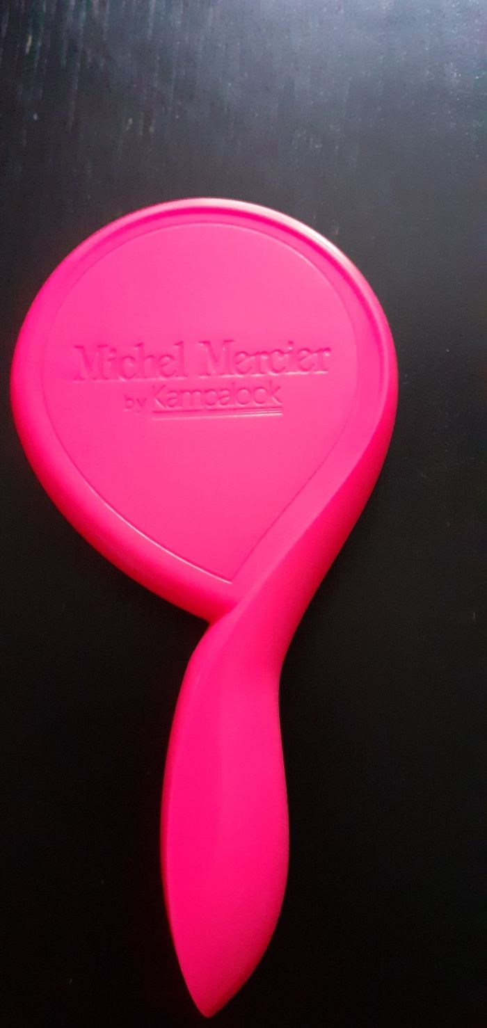 Brosse à cheveux - photo numéro 2