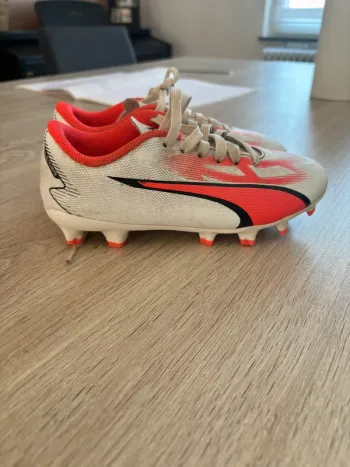 Chaussures de foot Puma