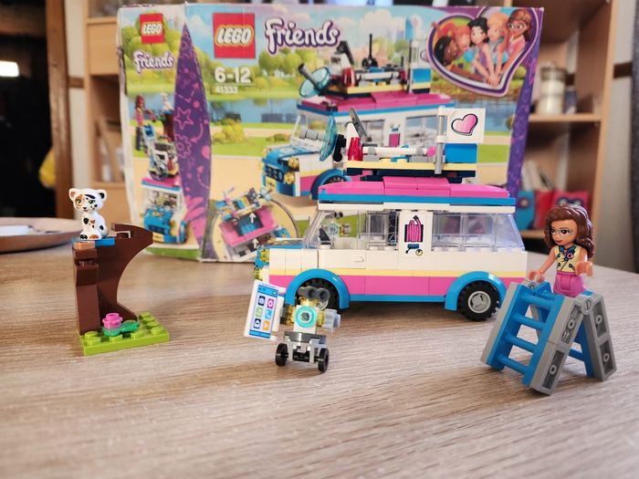 LEGO Friends 41333 – Le véhicule de mission d’Olivia 🚙