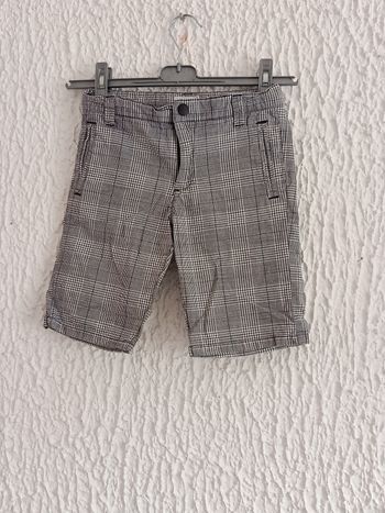 Short a carreaux