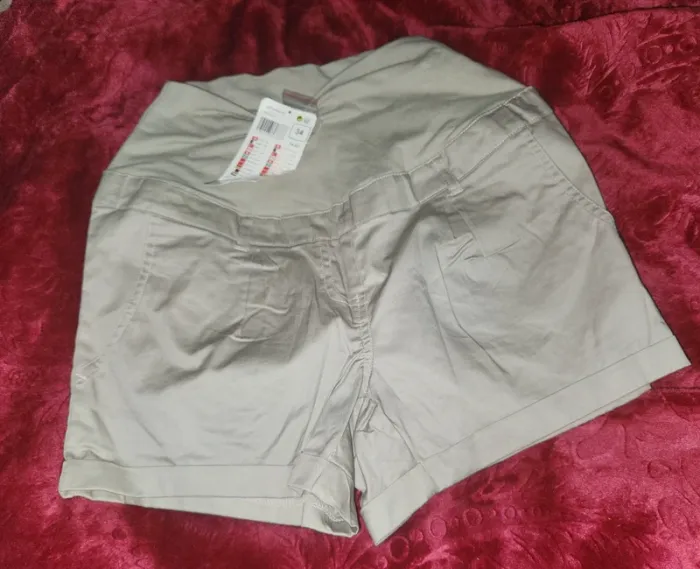 Lot de short de grossesse taille 34 - photo numéro 10