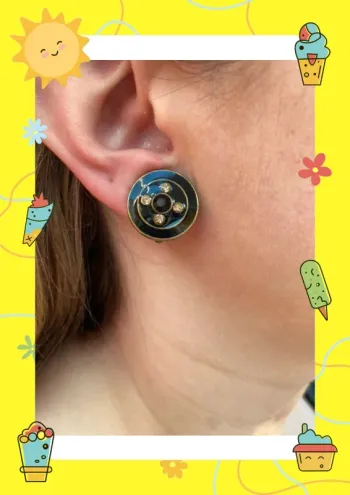 Boucles d'oreilles noires dorées à clips