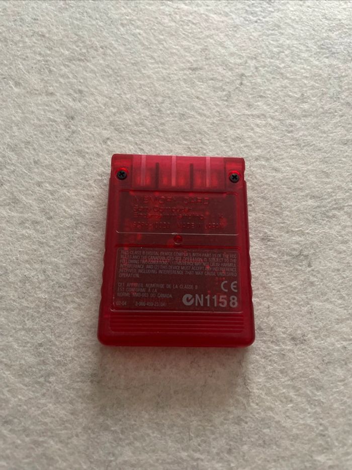Carte Memoire 8MB Sony Playstation 2 PS2 officielle Rouge transparente - photo numéro 2