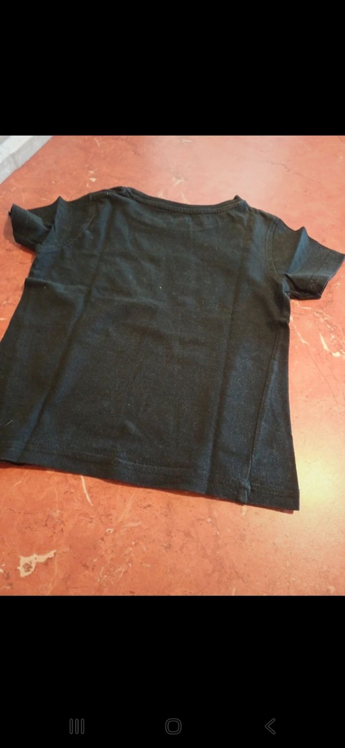 T.shirt garçon taille 4 ans - photo numéro 3