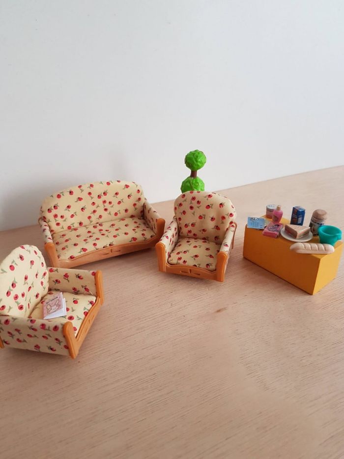 Sylvanian families canapé, fauteuils et accessoires pour maison de poupées - photo numéro 2