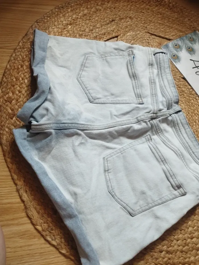 Short jean clair 42 kiabi - photo numéro 4