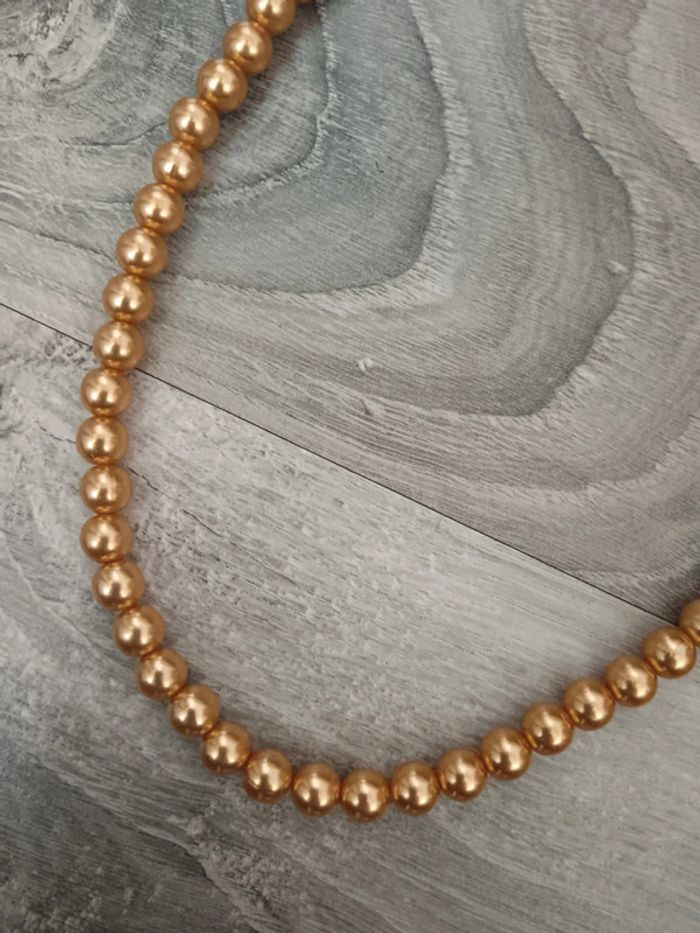 Lot de 3 colliers de perles identiques - photo numéro 2