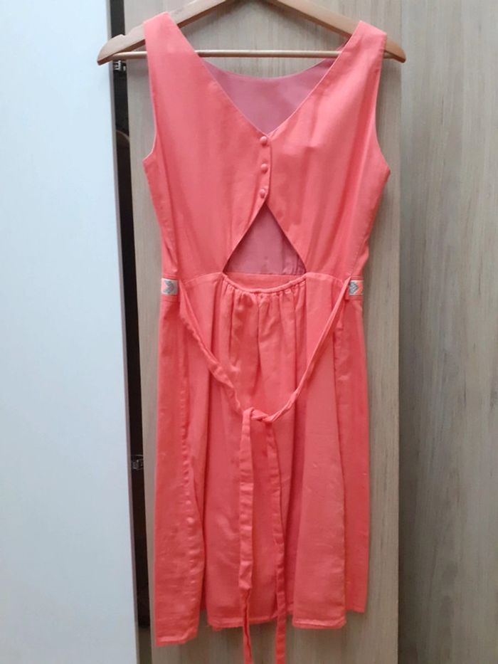 Robe corail - photo numéro 3