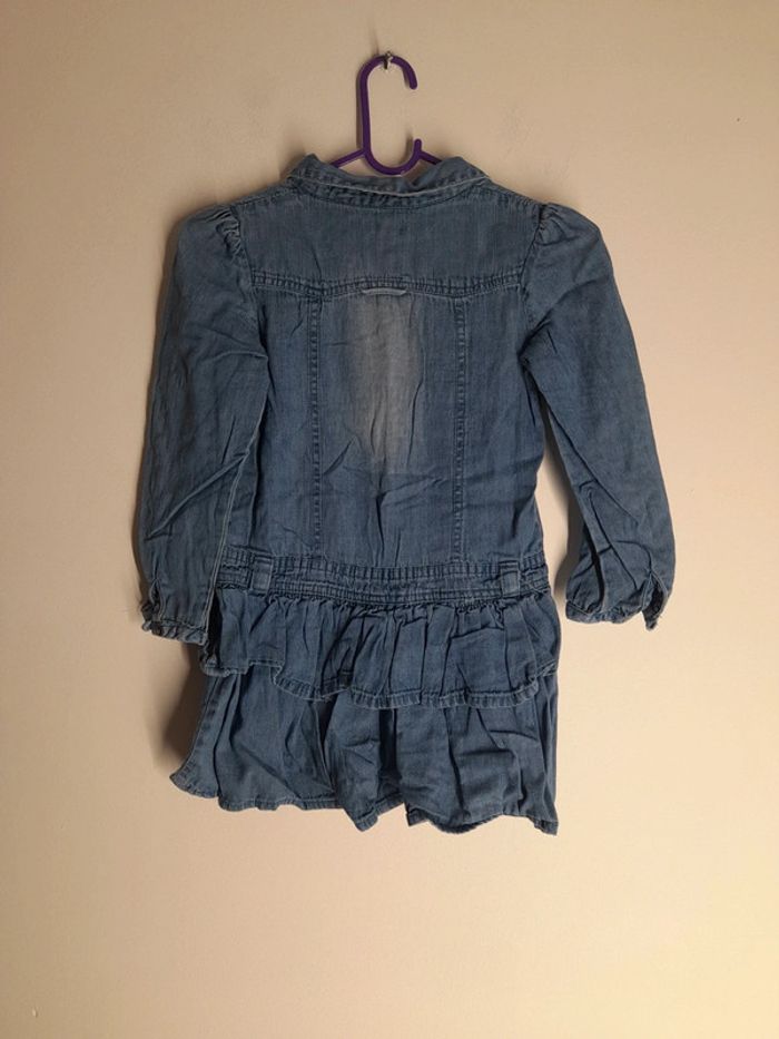 Robe en jeans. Taille 8 ans - photo numéro 5